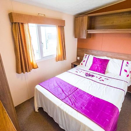 Camber Sands 3 Bedrooms Pet Friendly X2Dogs Parkdean East Sussex Exterior photo