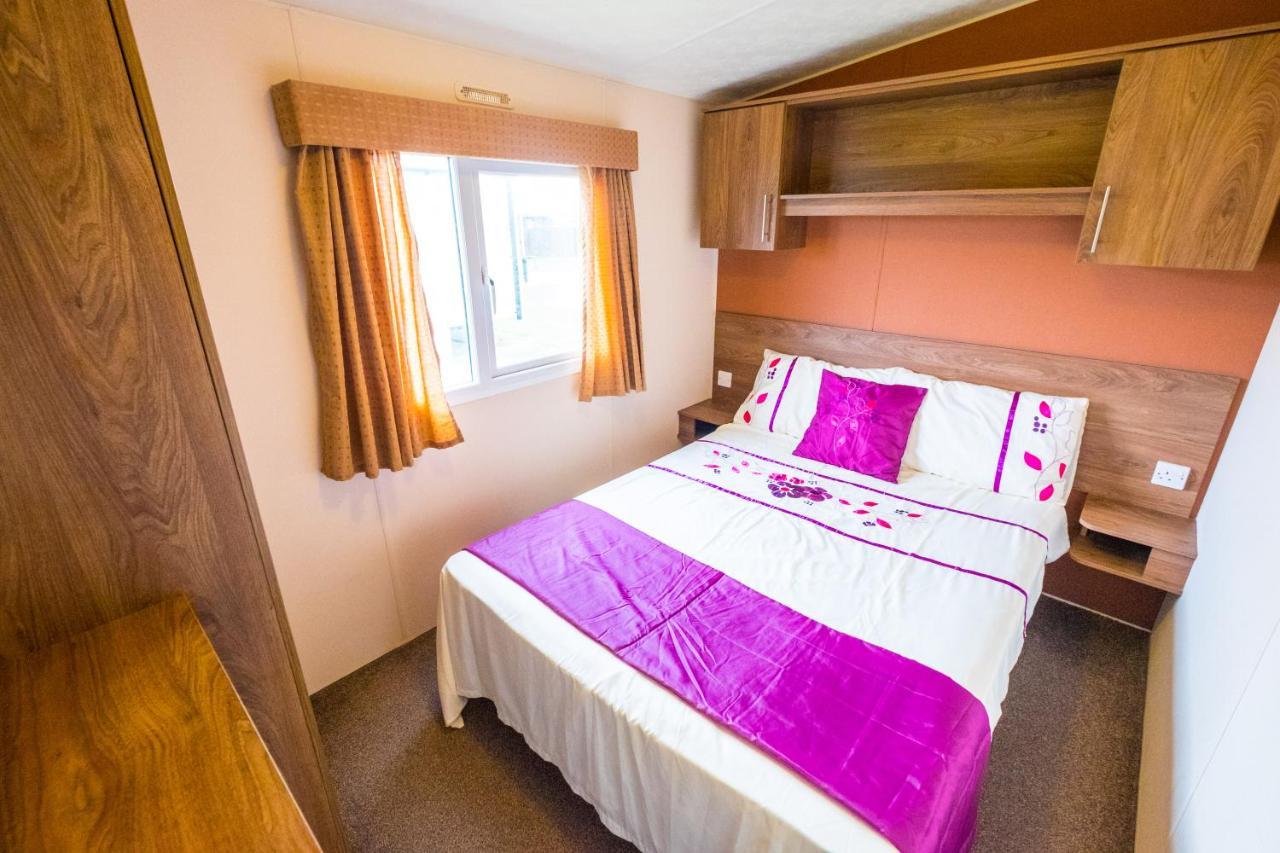 Camber Sands 3 Bedrooms Pet Friendly X2Dogs Parkdean East Sussex Exterior photo